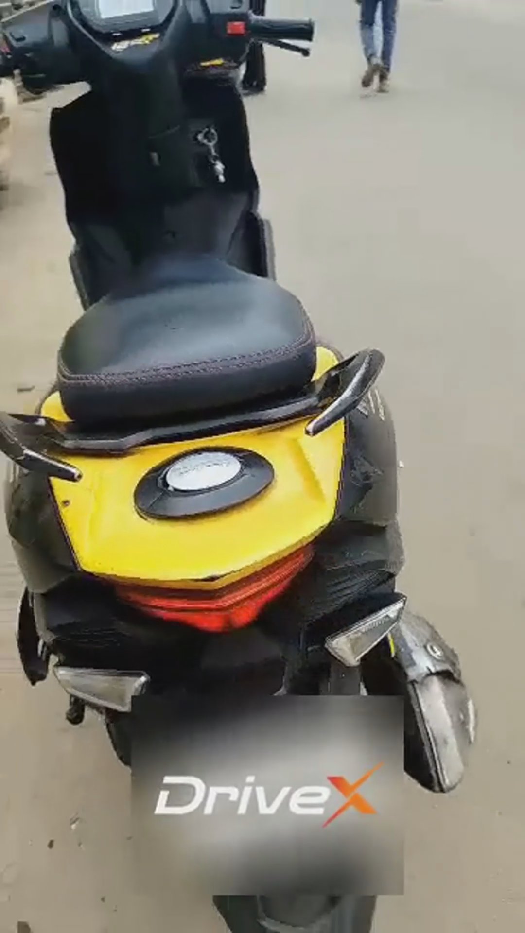 Walk-around video thumbnail