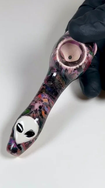 Preview pic of Alien Pipe - 4.5 Inches - Ceramic - Pink with Chip Glaze technique