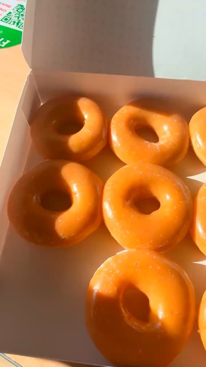 Krispy Kreme - Glaze donuts - Donuts Near Me - San Antonio, Texas