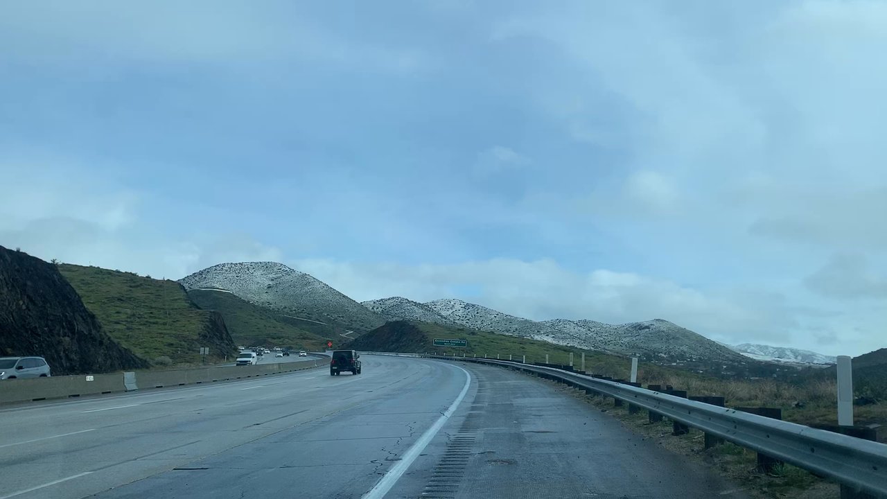 Antelope Valley Freeway - I can't believe what I see. I have to take a video of it - Landmarks & Historical Buildings Near Me