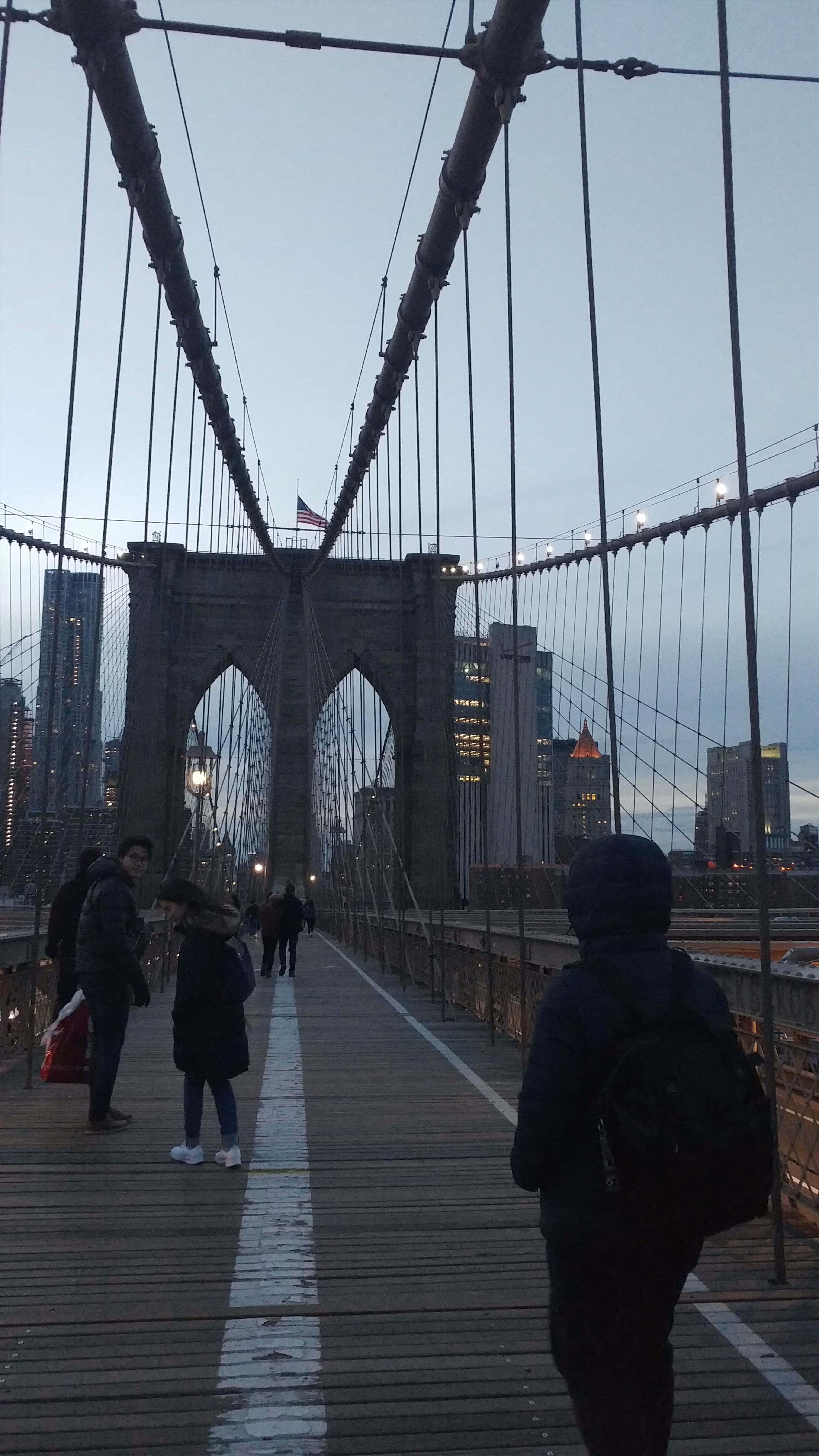 Brooklyn Bridge Twilight Stroll: Iconic New York Skyline Views