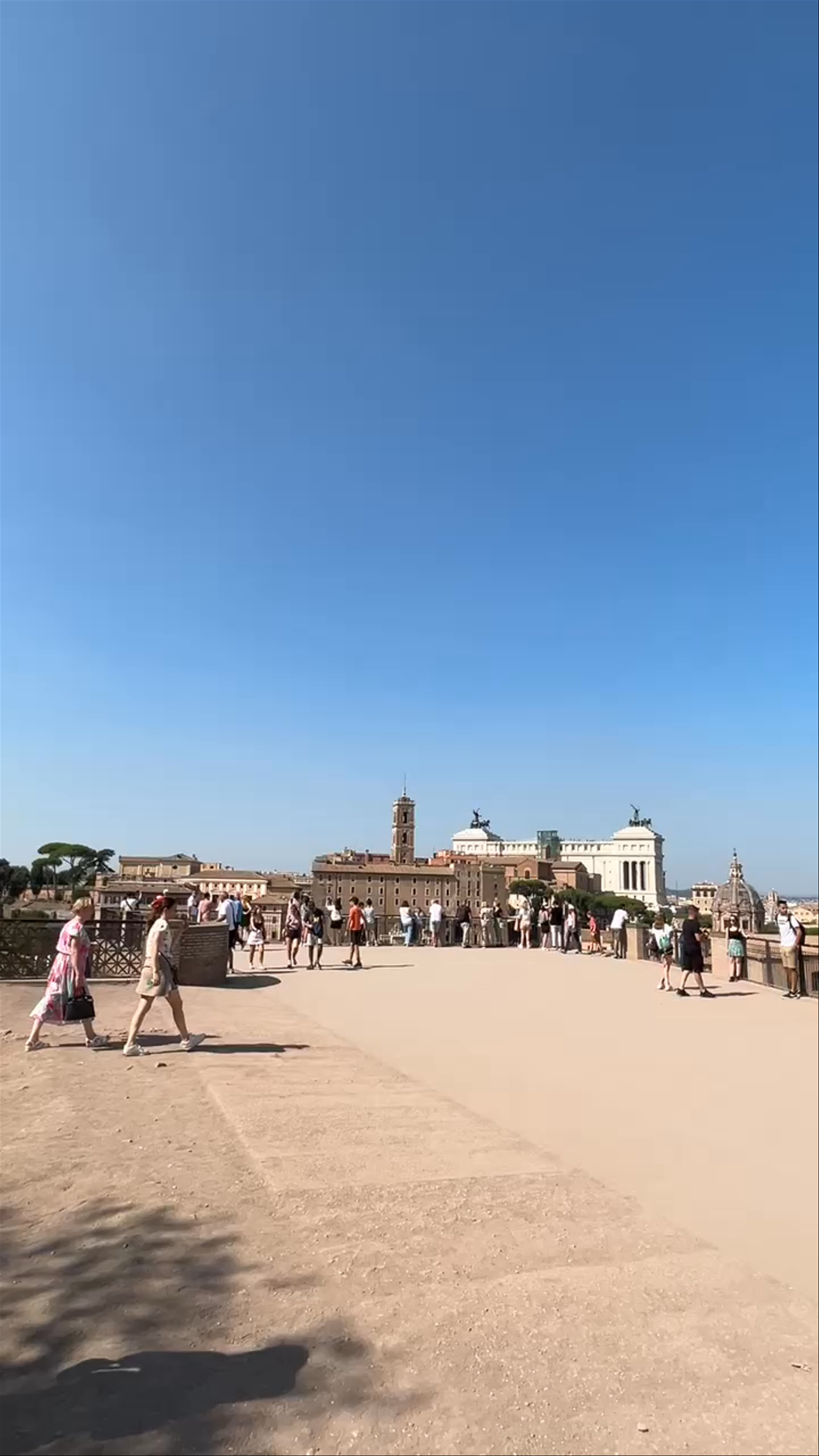 Palatino Hill: Panoramic Views and Historic Rome Vibes