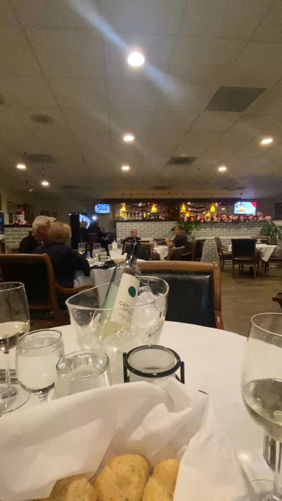 RICHARD ACCURSIO’S CAPRI RESTAURANT - Updated May 2026 - 69 Photos ...
