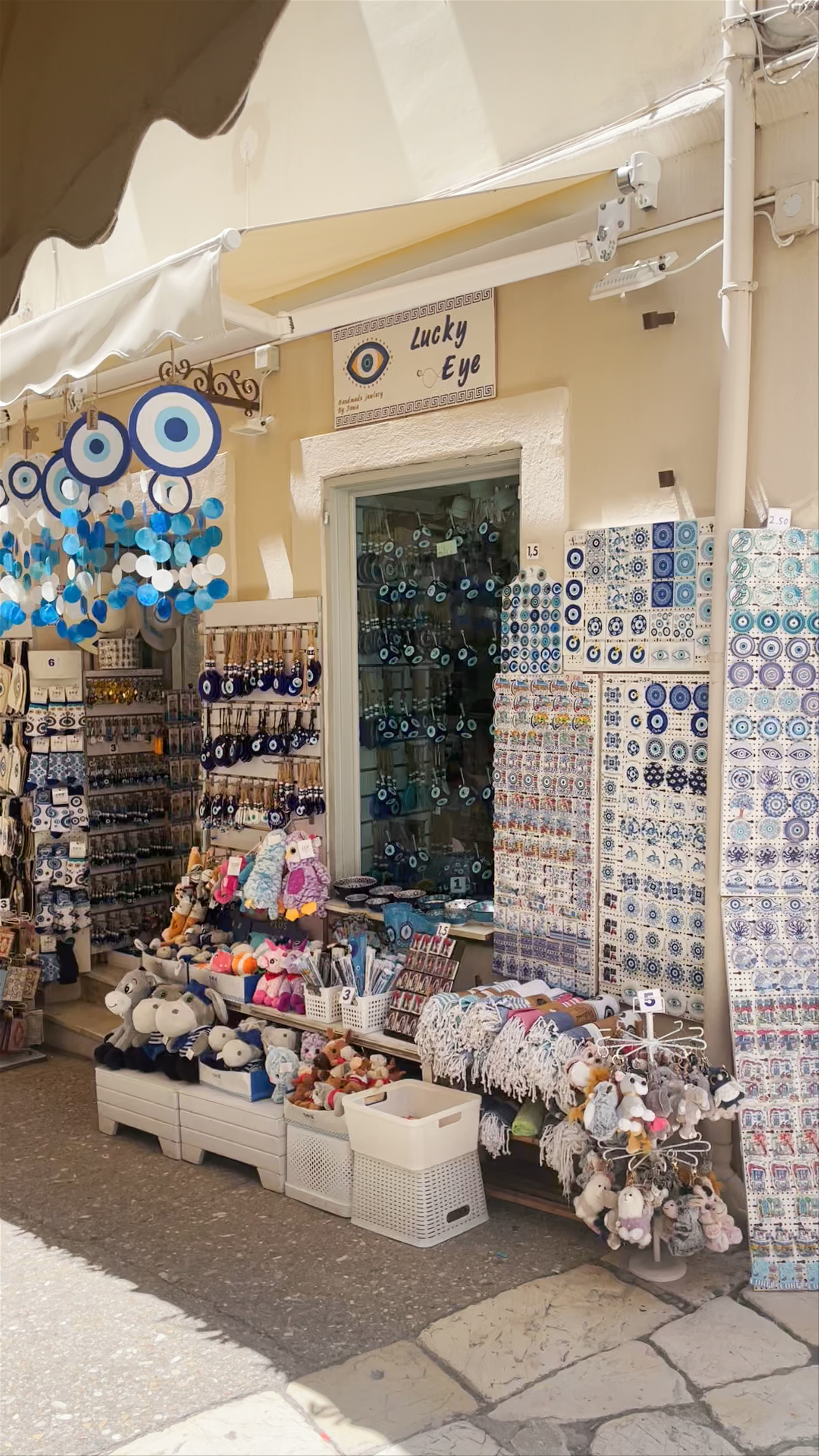 Magical Shopping in Palaiokastritsa’s Charming Alleyways