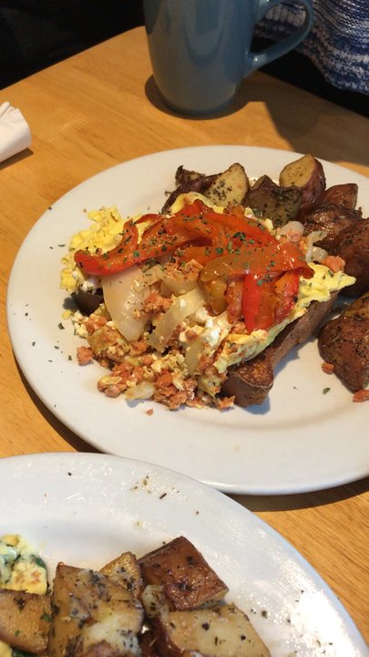 Corner Cafe - Breakfast & Brunch Near Me - Newport, Rhode Island