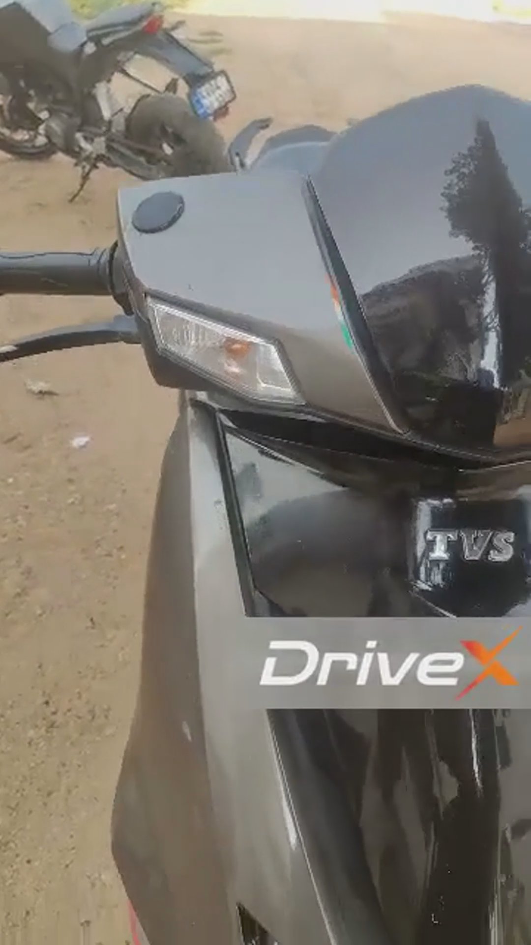 Walk-around video thumbnail