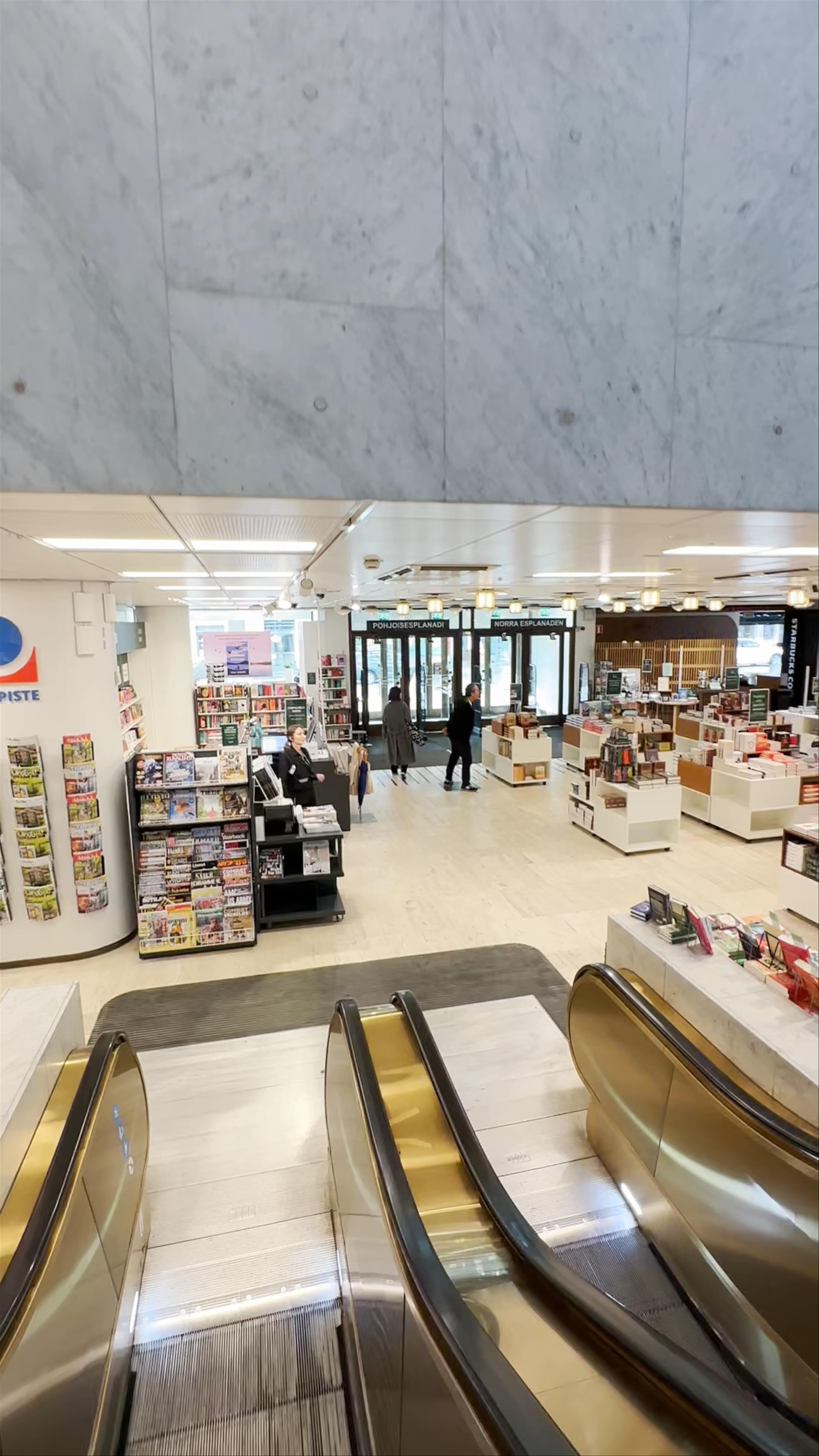 Akateeminen Kirjakauppa, Pohjoisesplanadi, Helsinki