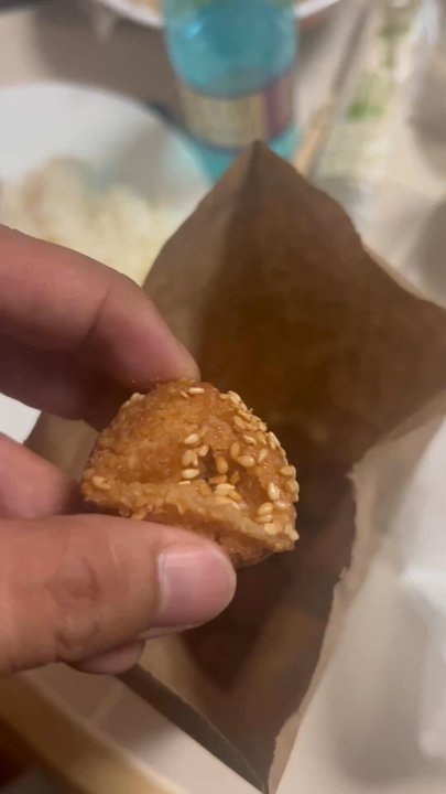 Hoy Tin Kitchen - Sesame ball over cooked. So hard that you cannot eat it. - Chinese Near Me - Honolulu, Hawaii