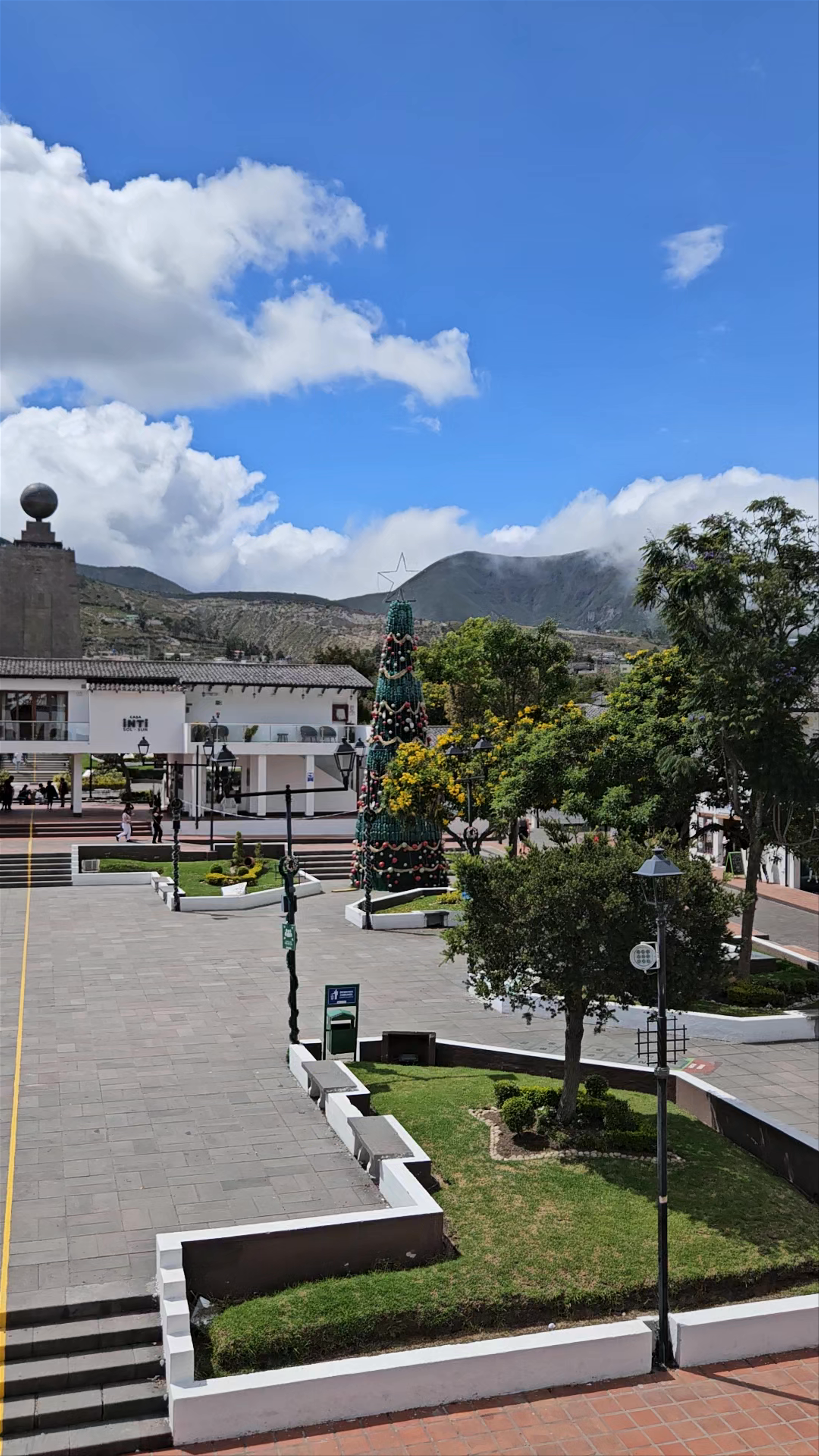 Iglesia Mitad del Mundo