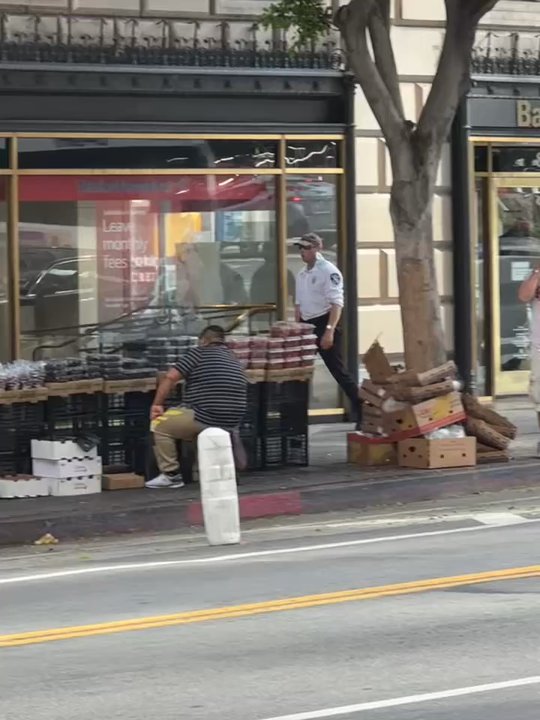 FIGat7th - Be AWARE ! he also STINKS - Shopping Centers Near Me - Los Angeles, California