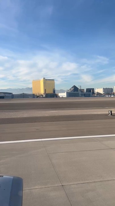 American Airlines - Up, up, and away - see you next year! (12/23/24) - Airlines Near Me - Las Vegas, Nevada