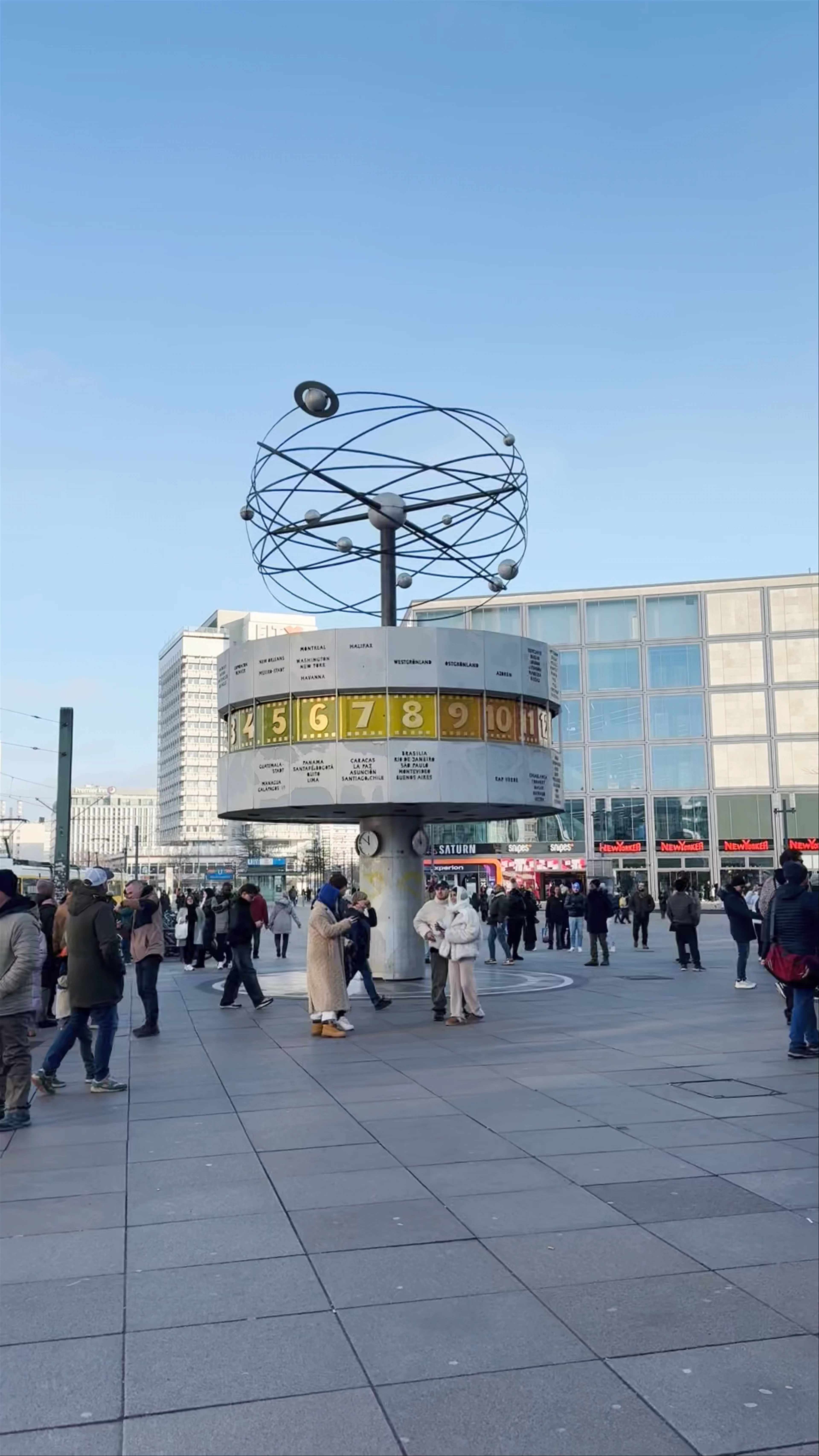 Weltzeituhr, Alexanderplatz