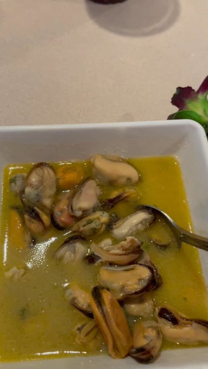The Chowder House Restaurant - Unbelievable amount of mussels and the biggest piece of pie (sorry no photo of pie) - American Near Me - Zephyrhills, Florida