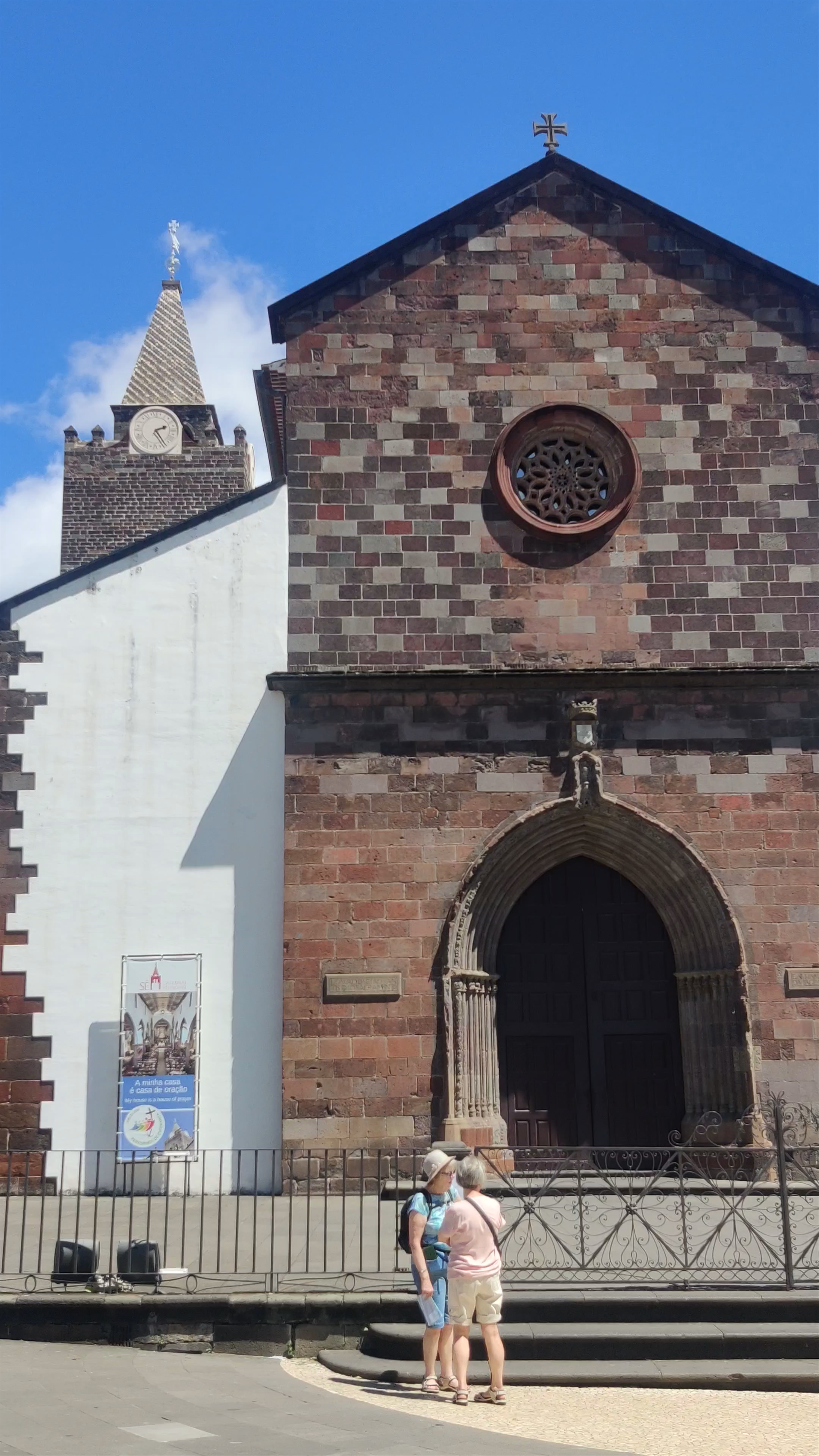 Funchal Cathedral: Historic Serenity in Madeira's Heart