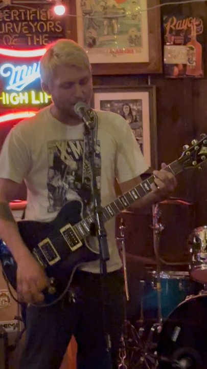 Loose Caboose - Better Late Than Never - Bars Near Me - Lafayette, Louisiana