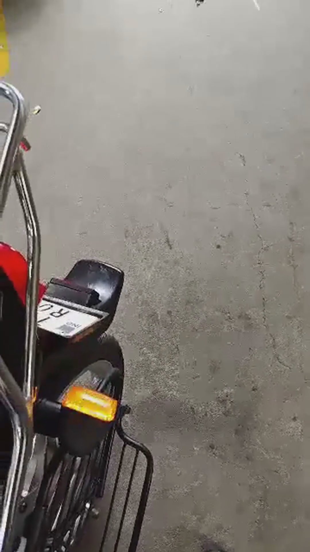 Walk-around video thumbnail