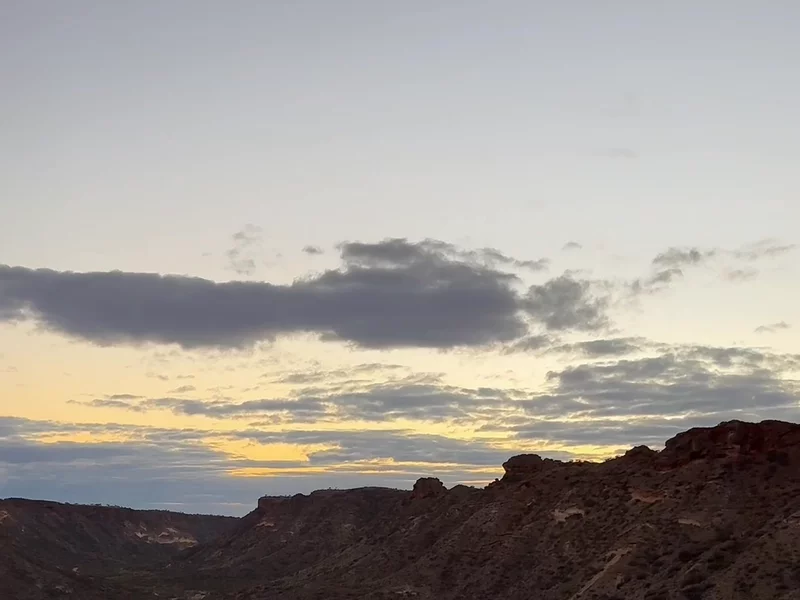 Skywatch - men’s hiking - long version