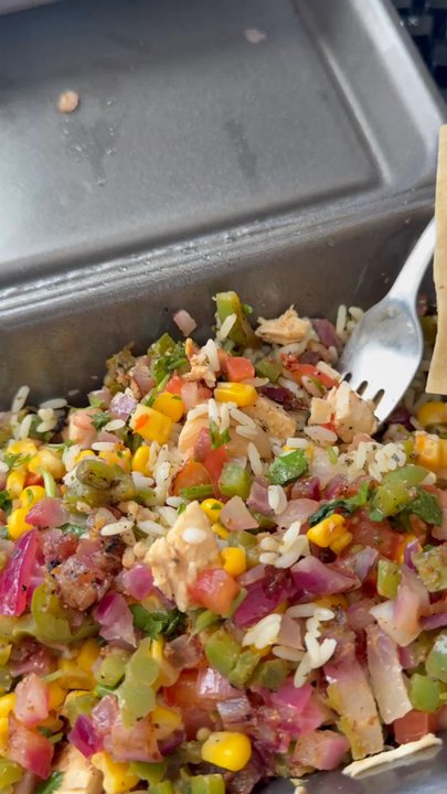 Surcheros - Chicken nachos with chips on the side - Mexican Near Me - Antioch, Tennessee