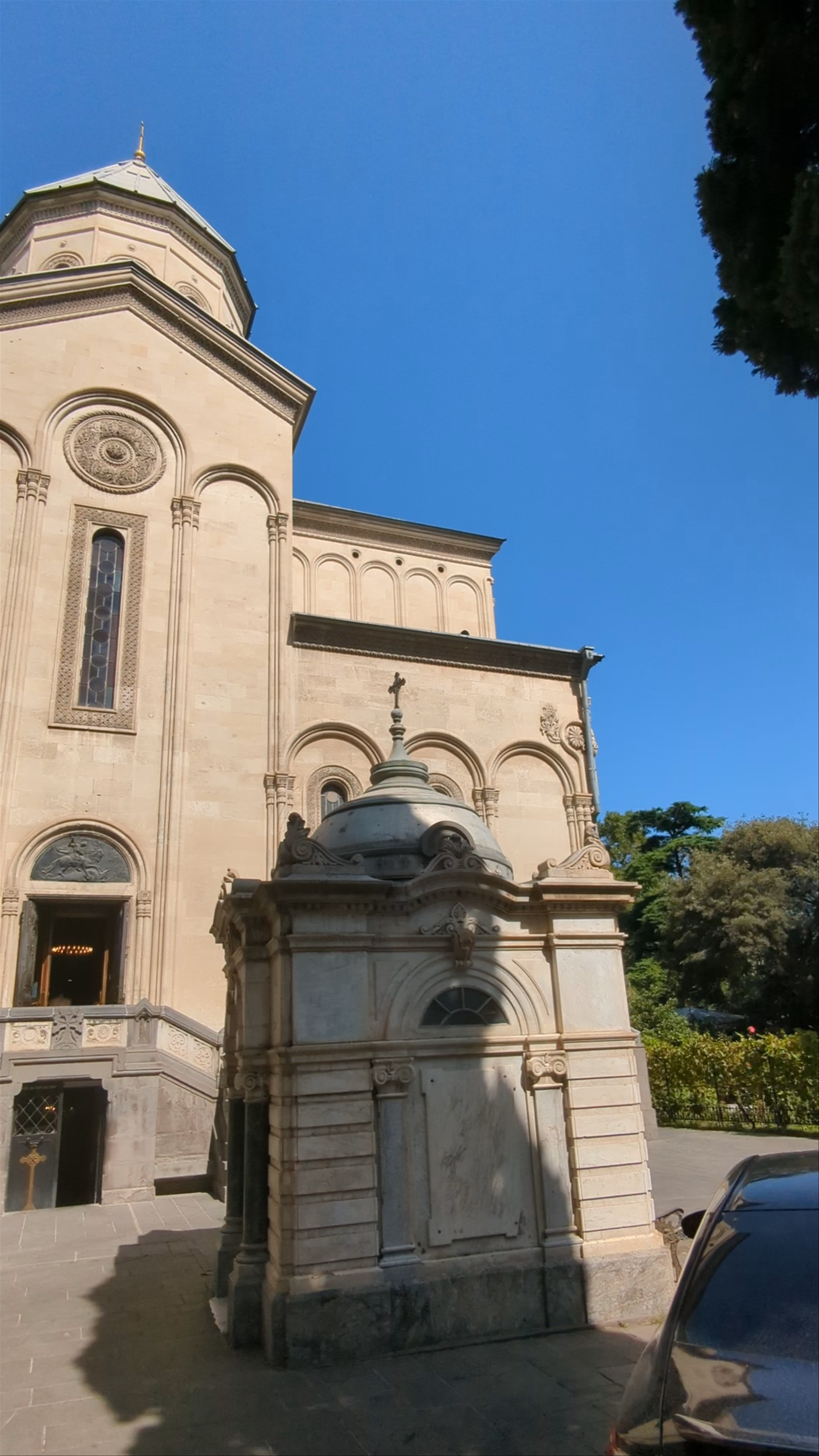 Kashueti St. George Church