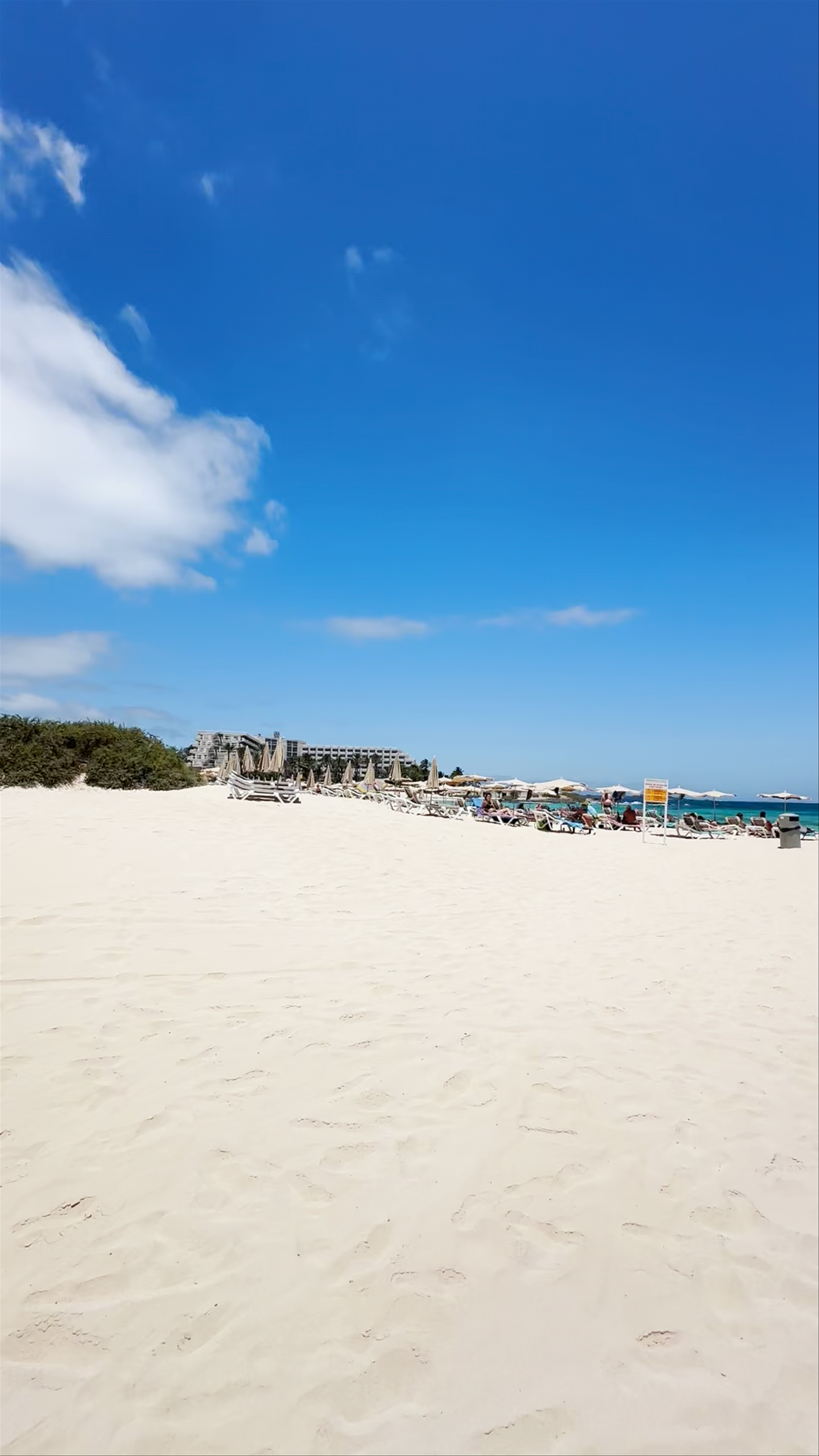 Grandes Playas de Corralejo: Sunny Beach Paradise in La Oliva, Canary Islands