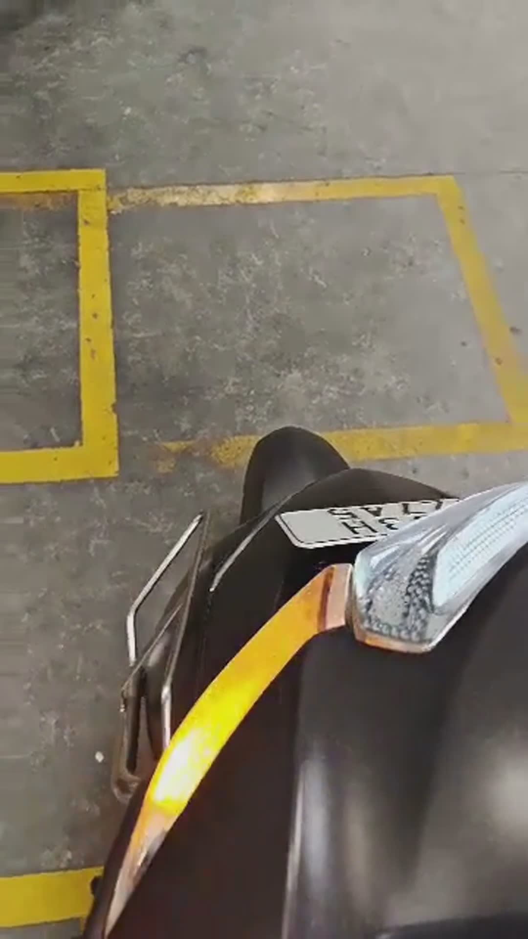Walk-around video thumbnail