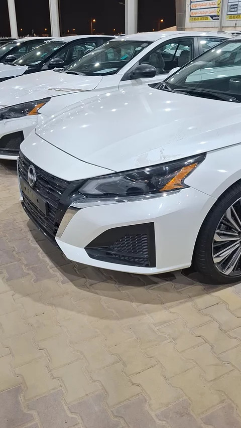 نيسان التيما SV 2026