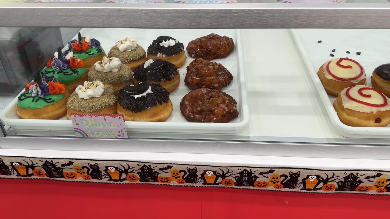 Yonutz - Video display of donut case - Donuts Near Me - Yukon, Oklahoma