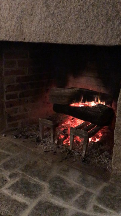 Mezzo Mare - Fire! - Italian Near Me - Hull, Massachusetts