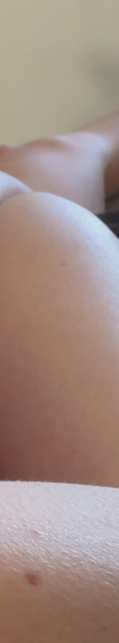 Diarrheic Wet Farts In Mouth — premium video by KatherineFarts