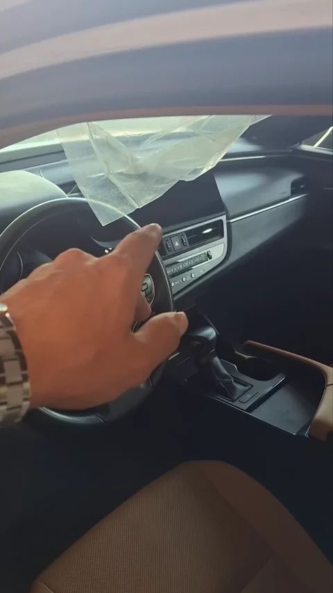 لكزس ES 250 2023