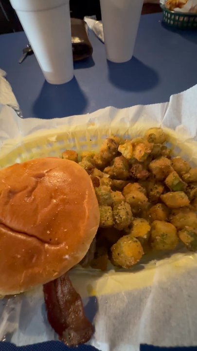 Chubbfathers - Best lunch I've had since arriving to Alabama! Amazing burgers, great sides, service and hospitality is off the charts awesome!!! - Burgers Near Me - Alabaster, Alabama