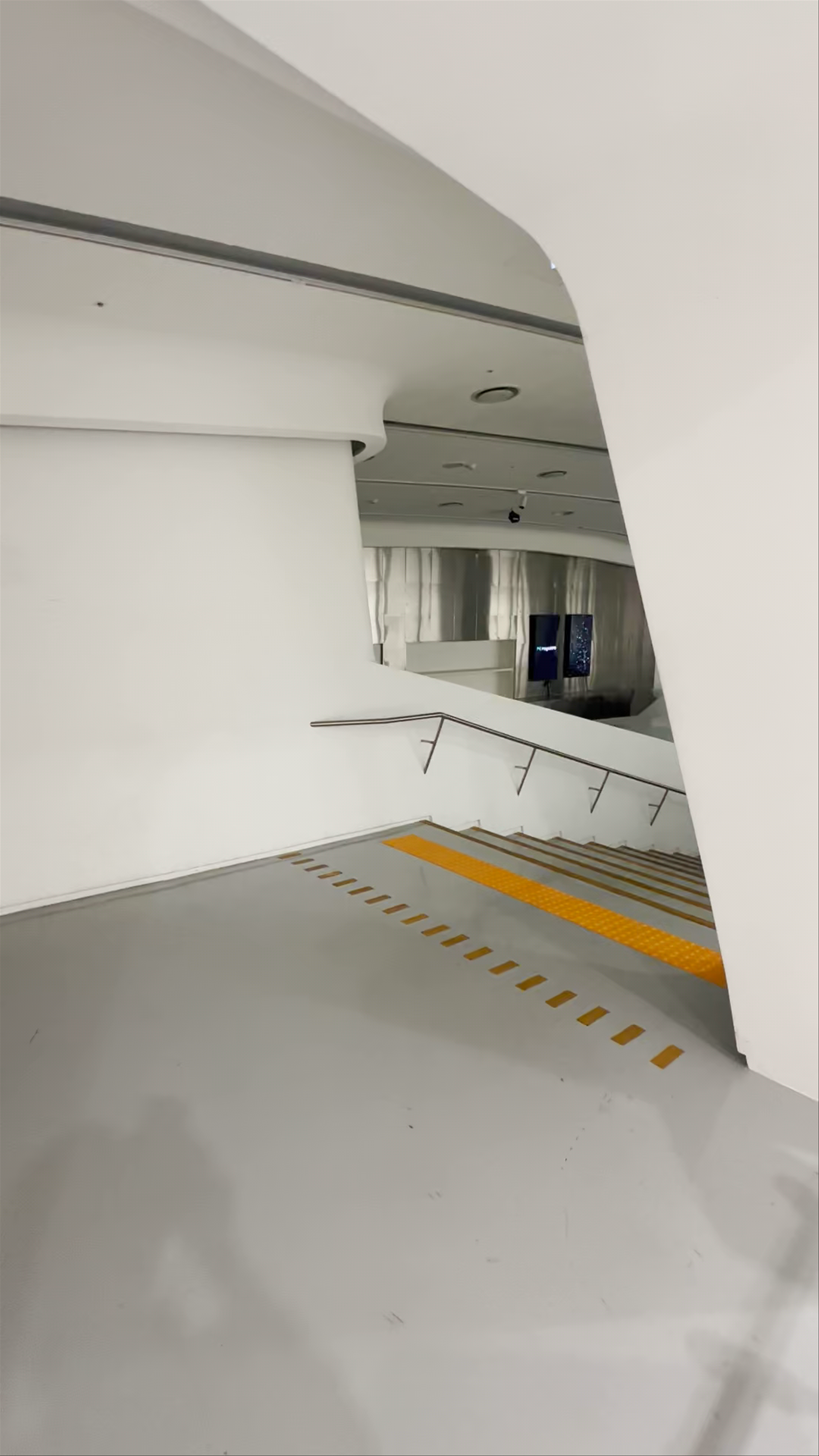 Dongdaemun Design Plaza (DDP)