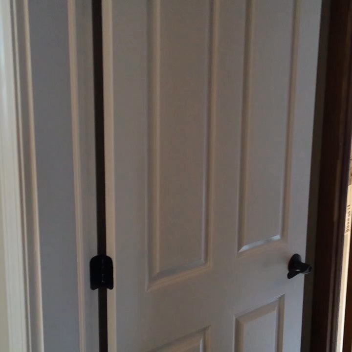 Jeld-Wen - Solid core door video....screws dont hold - Building Supplies Near Me - Klamath Falls, Oregon