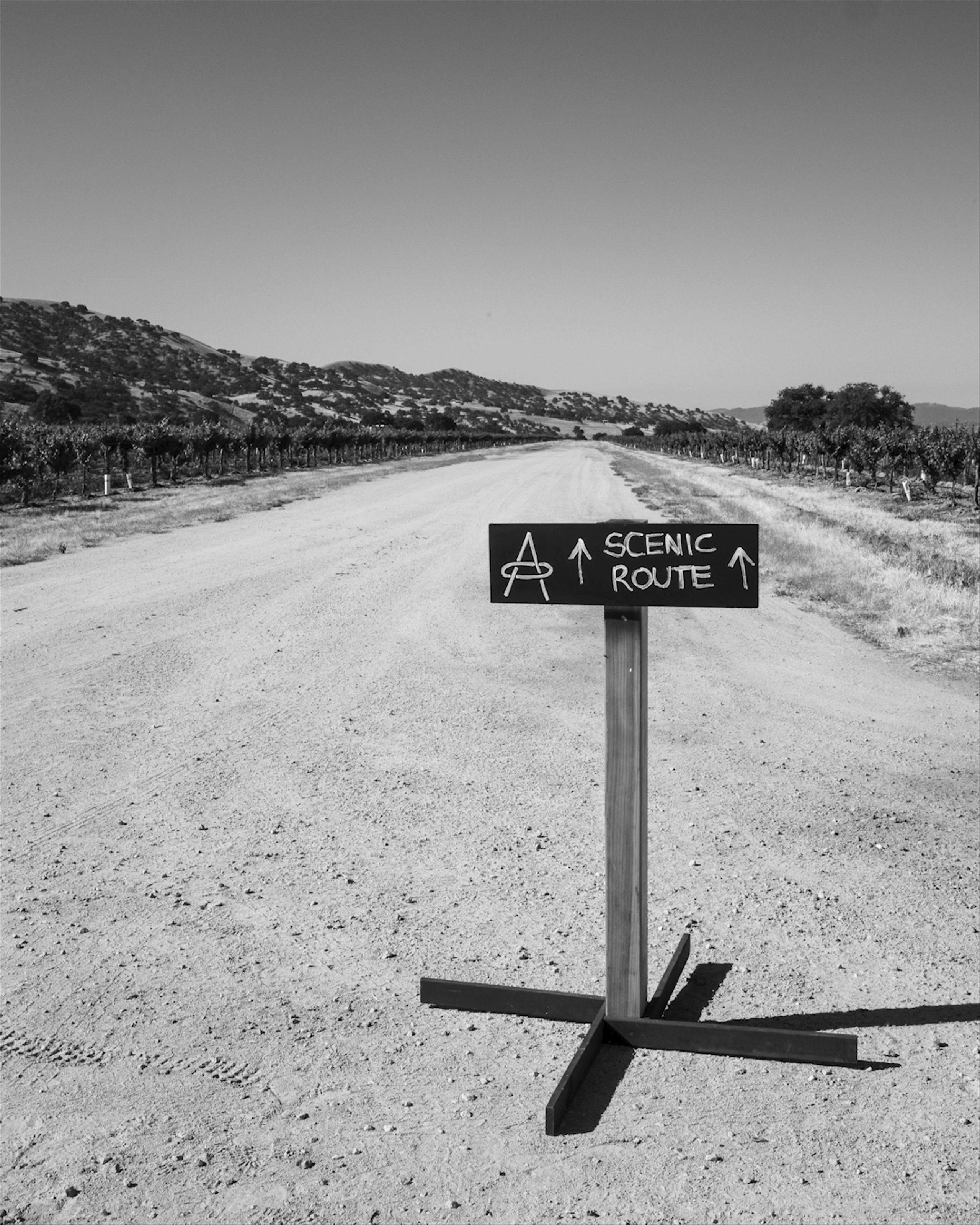Black and white photo slideshow of previous AETHER ride to Paso Robles, California