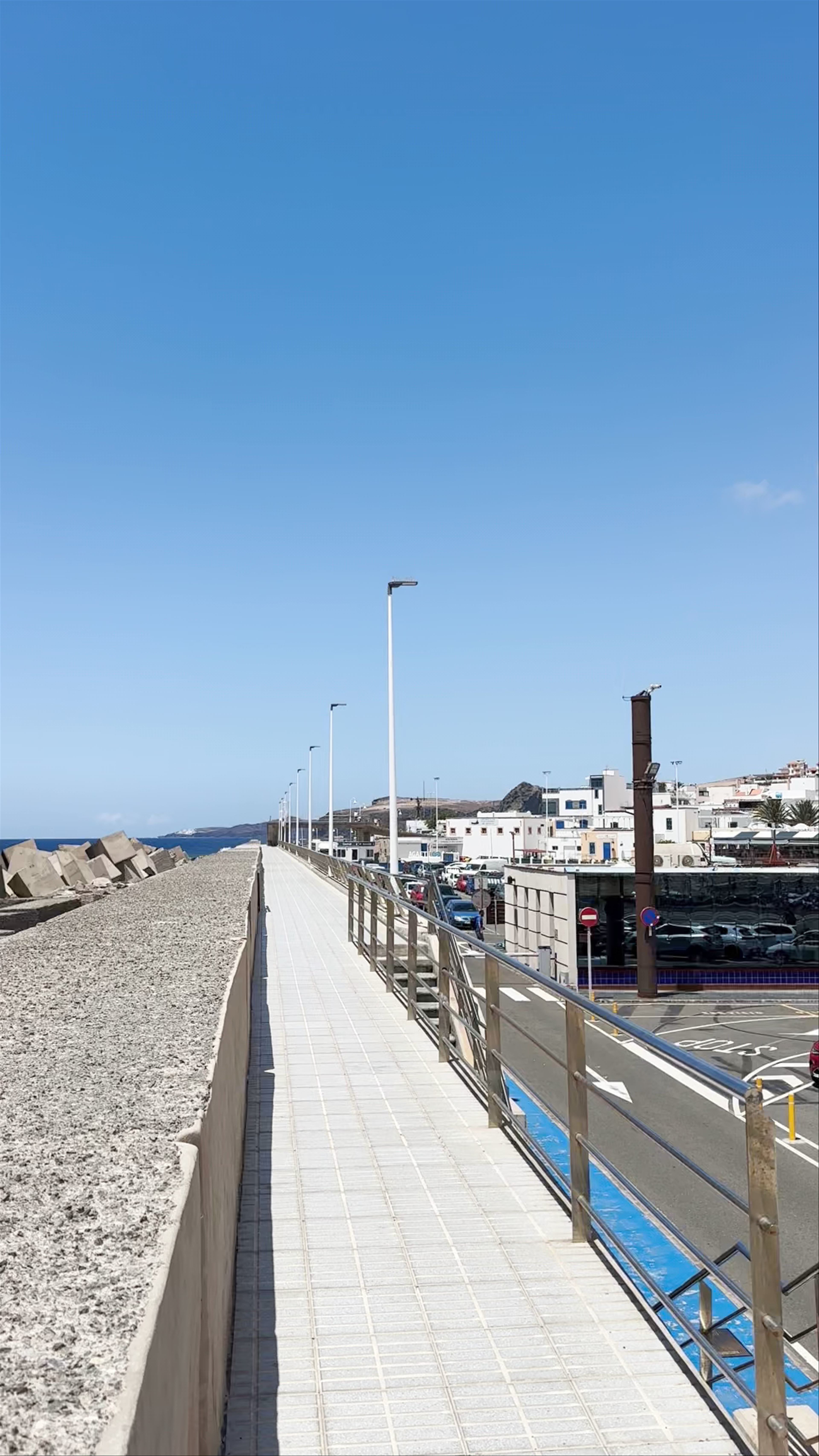 Agaete - Puerto de Las Nieves: Tranquil Coastal Walk in the Canary Islands