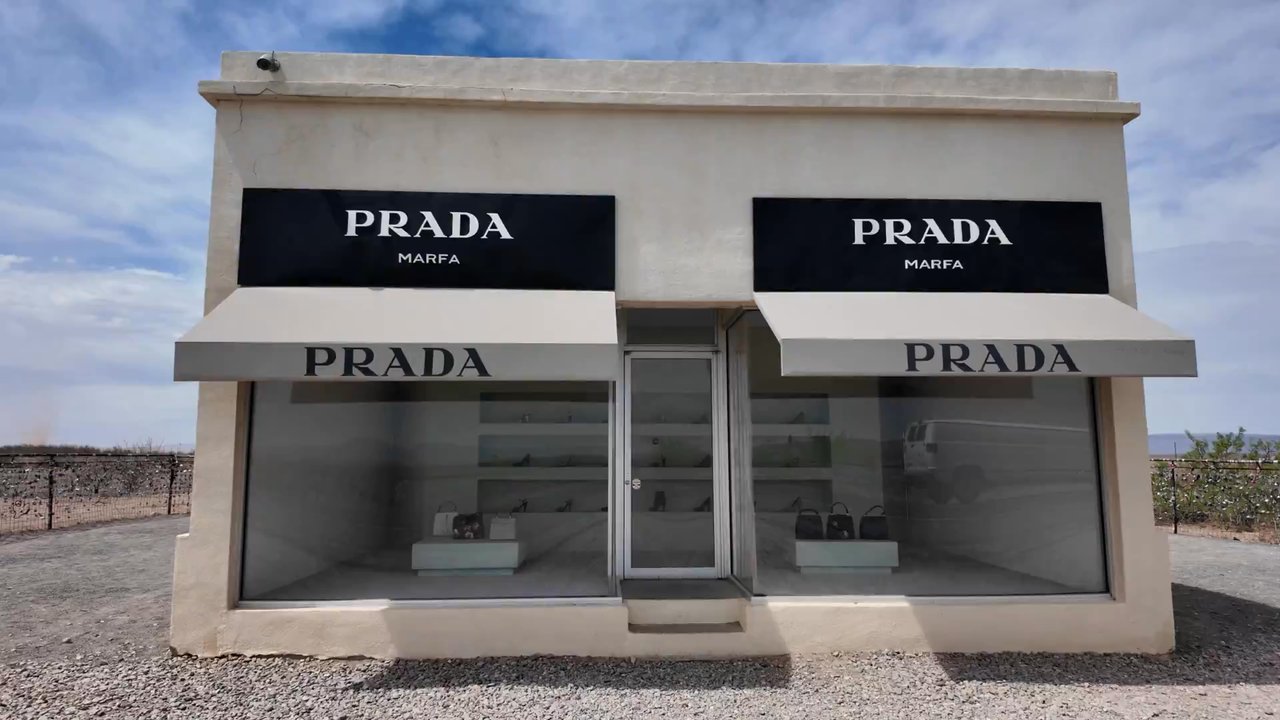 Prada Marfa - Art Galleries Near Me - Valentine, Texas