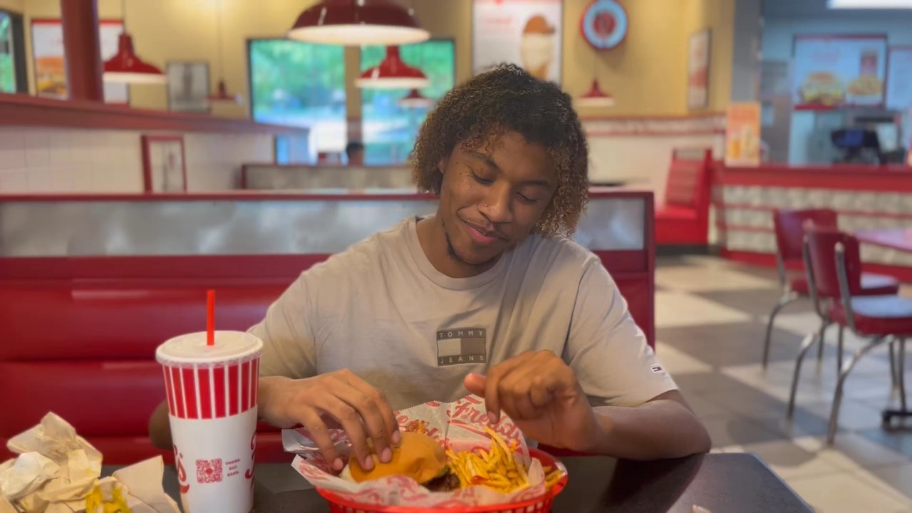 Review video 1 of 3 for Freddy's Frozen Custard & Steakburgers