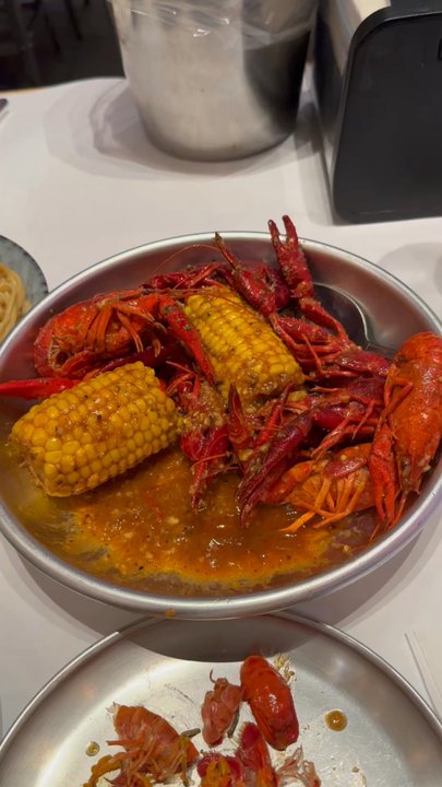 The Roasted Crab - Crawfish with corn, garlic noodles, lemon pepper fried tofu, spaghetti with crispy chicken - Cajun/Creole Near Me - Santa Clara, California