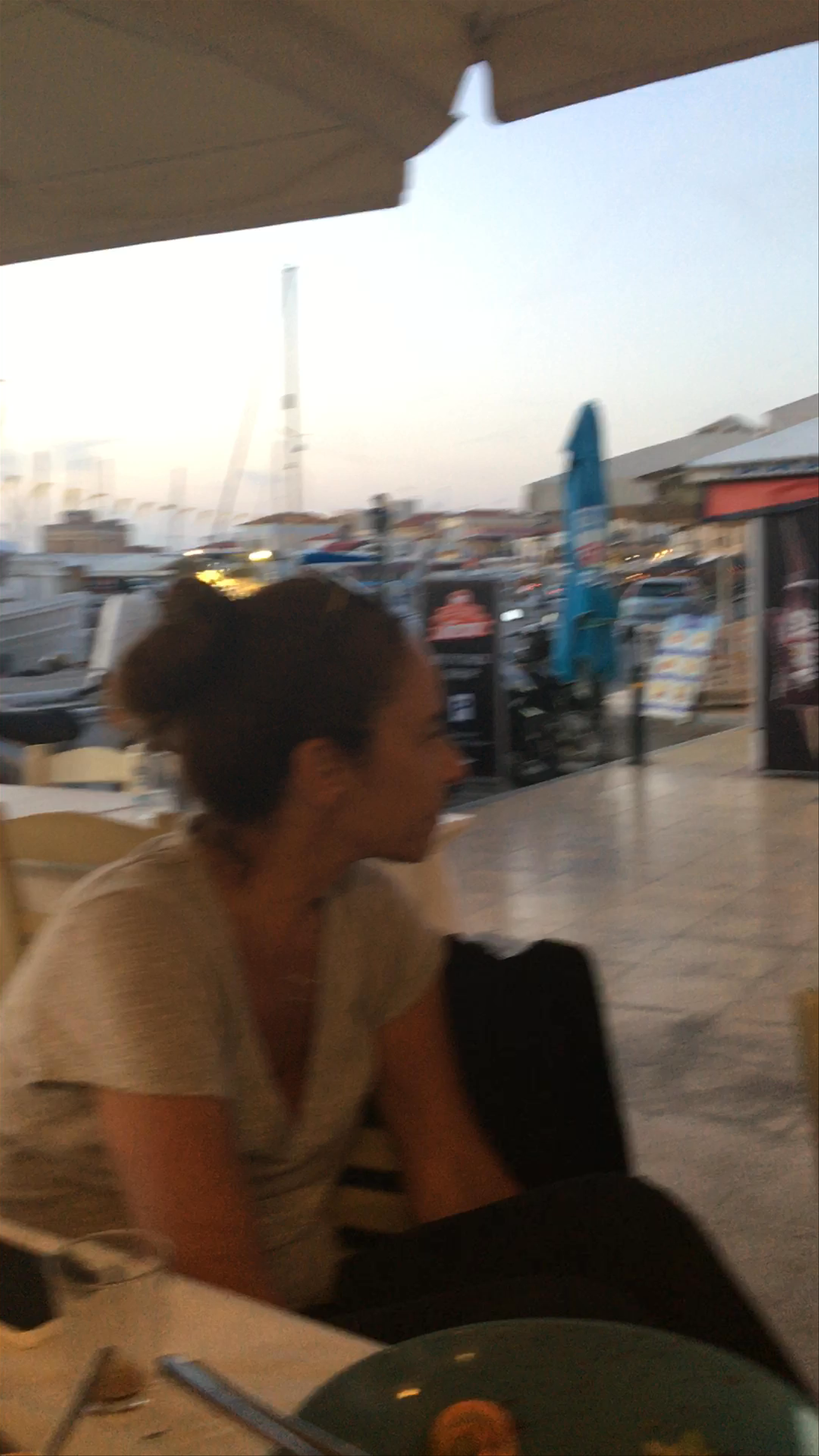 Κρεοπωλείο Τζώνης