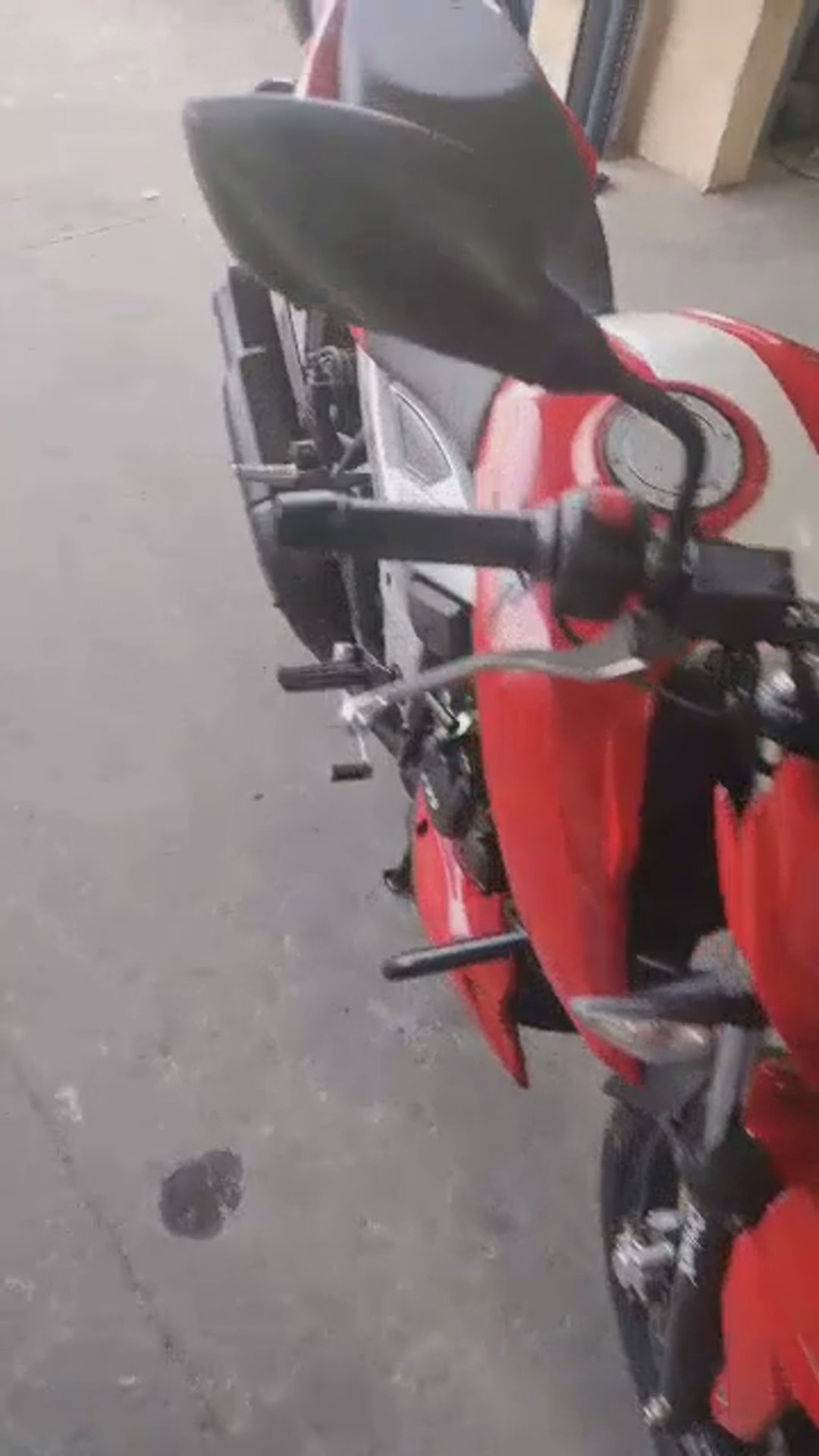 Walk-around video thumbnail