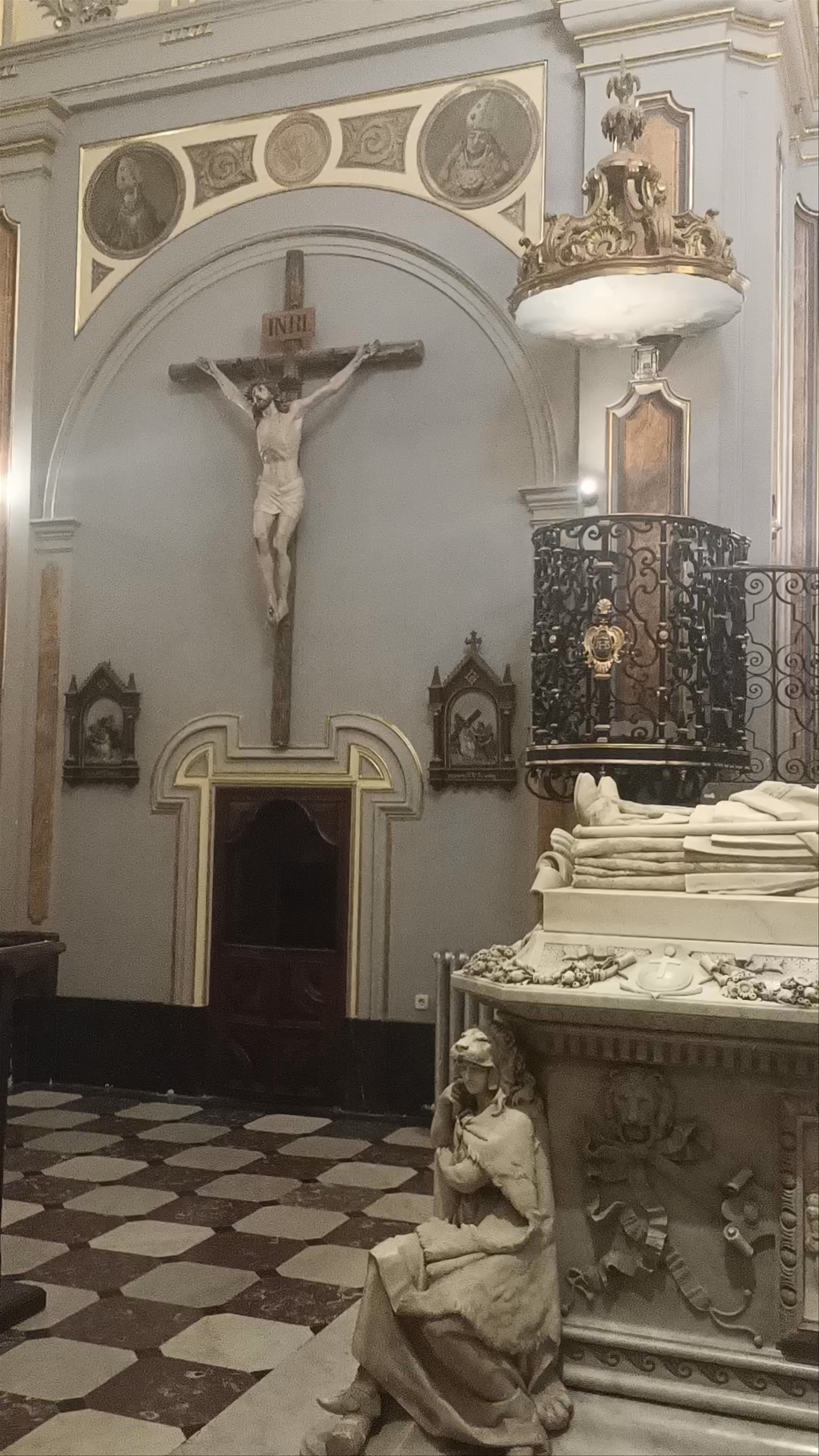Real Colegio de Doncellas Nobles: Sacred Art and History in Toledo
