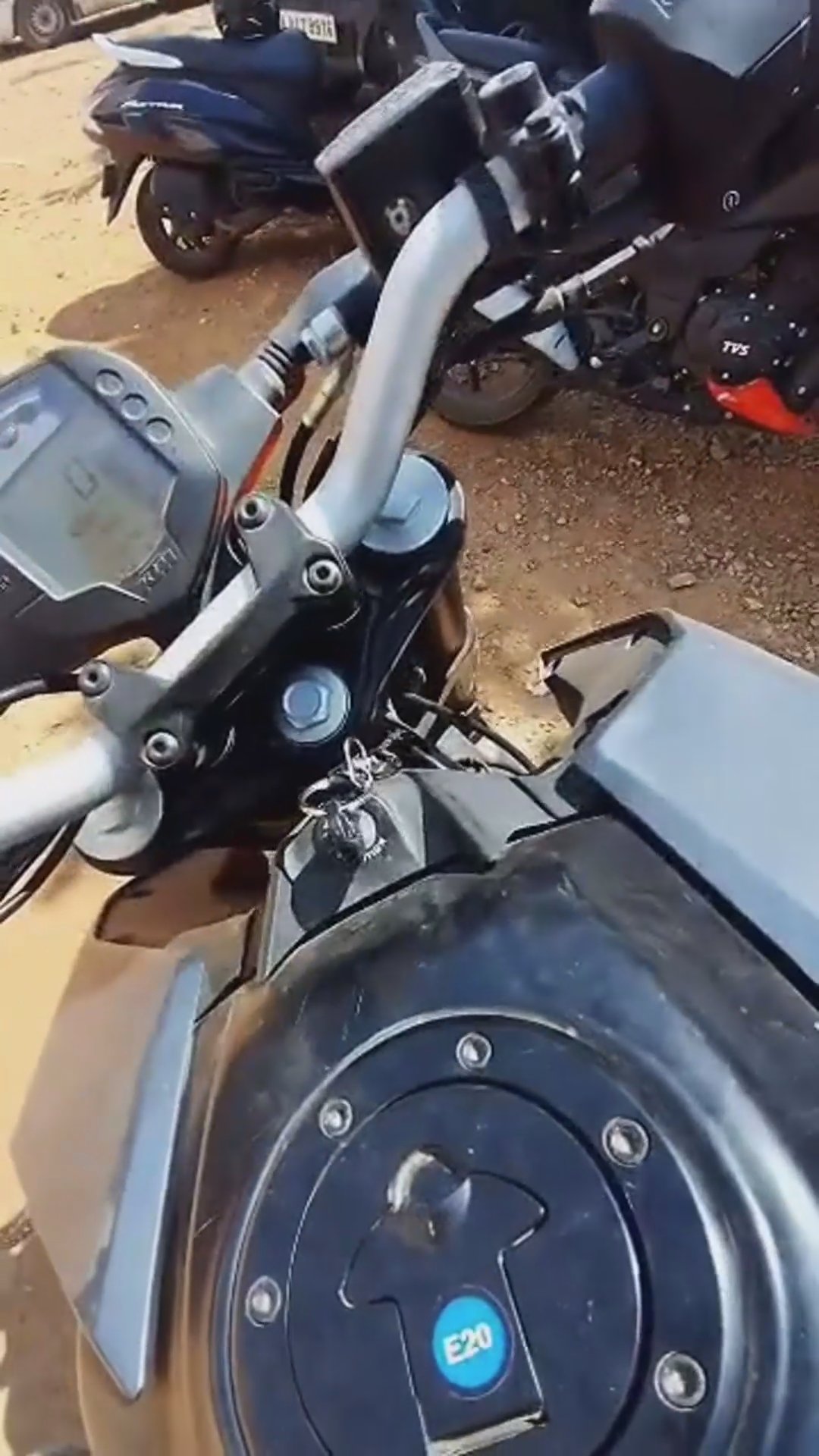 Walk-around video thumbnail