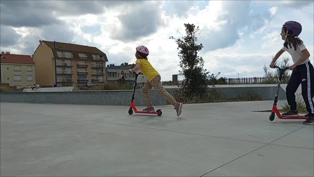 riu set: One-foot coast to footplant flip