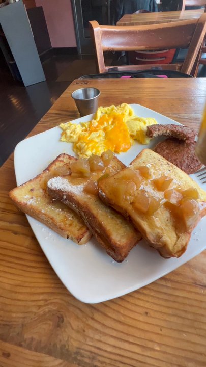 Cafe Nola - Coffee & Tea Near Me - Frederick, Maryland