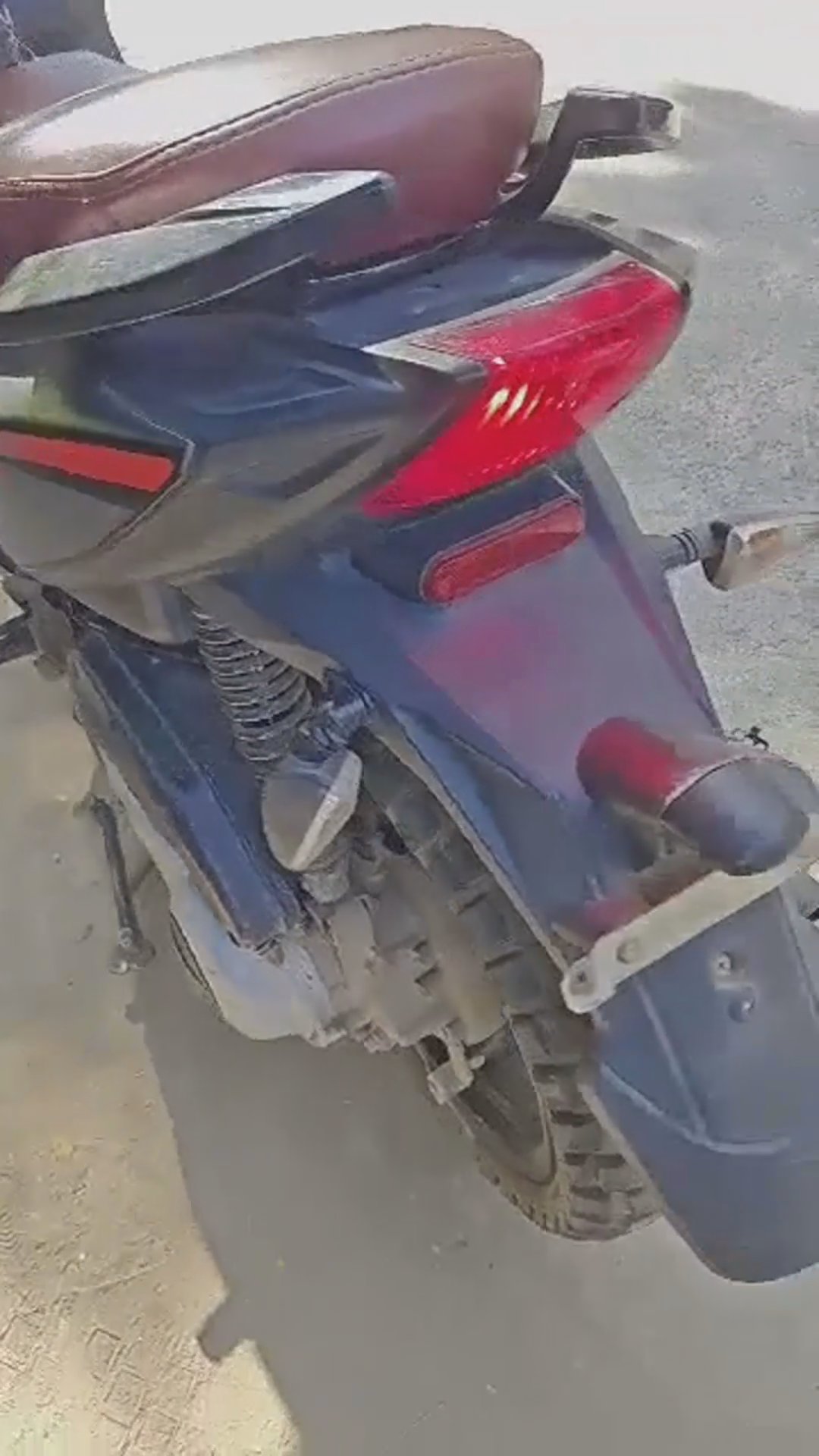 Walk-around video thumbnail