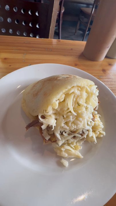 Arepas Cafe - Venezuelan Near Me - Astoria, New York