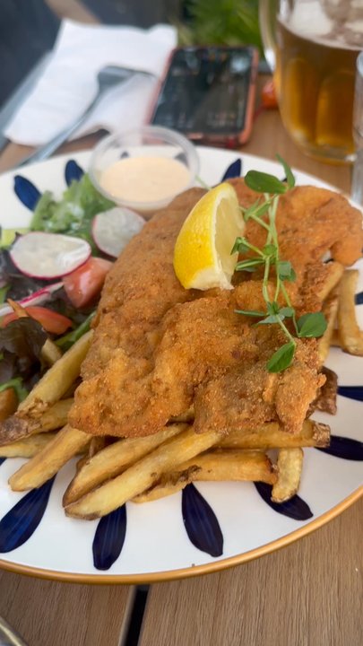 Prague Restaurant & Cafe - Bars Near Me - Toronto, Ontario