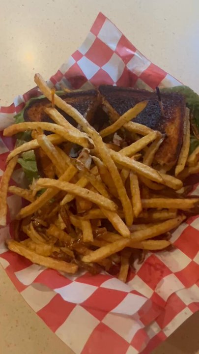 Mary's Cafe - Diners Near Me - Flagstaff, Arizona