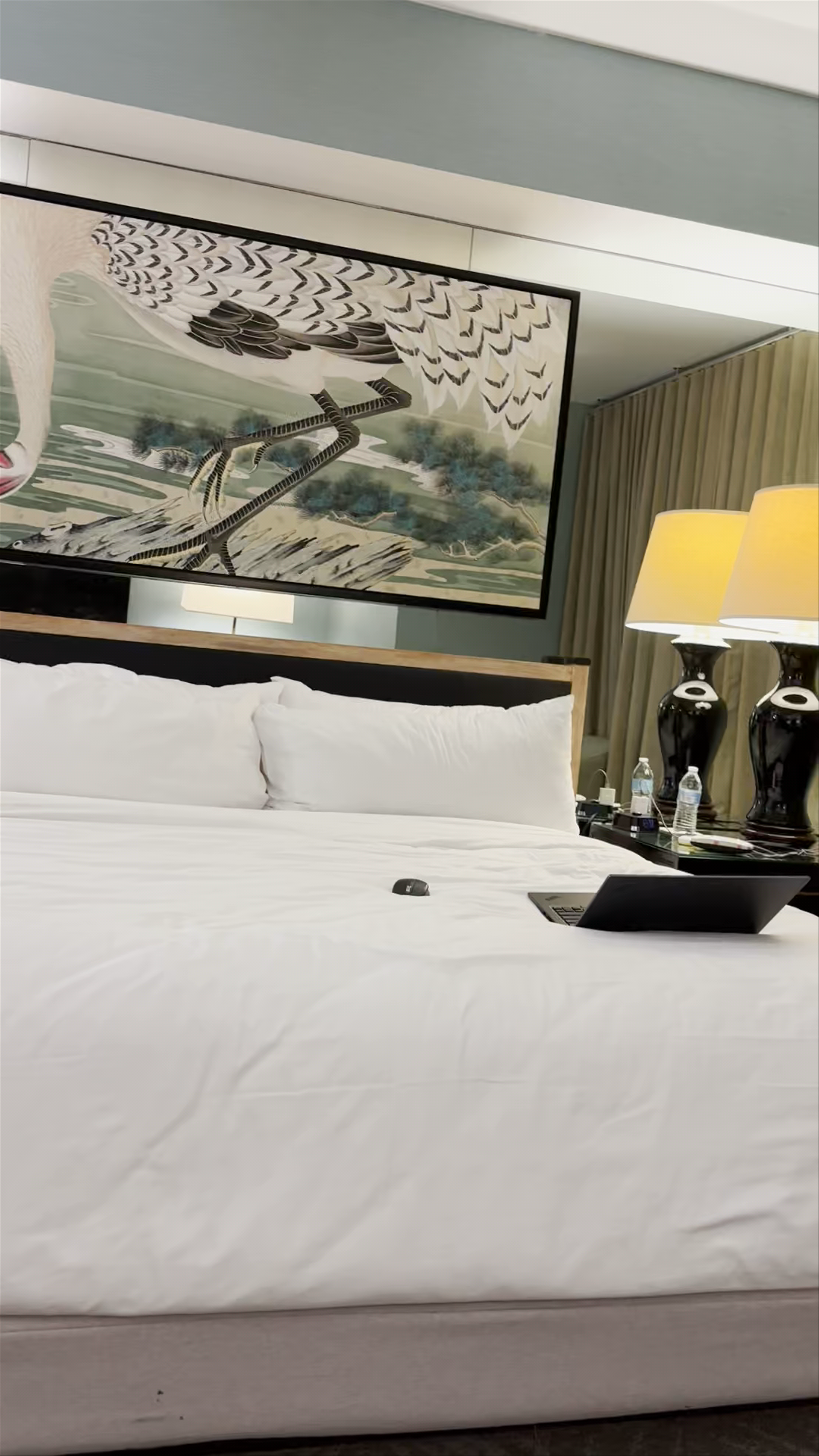 W Miami Hotel Suite: Urban Luxury Stay on Brickell Avenue