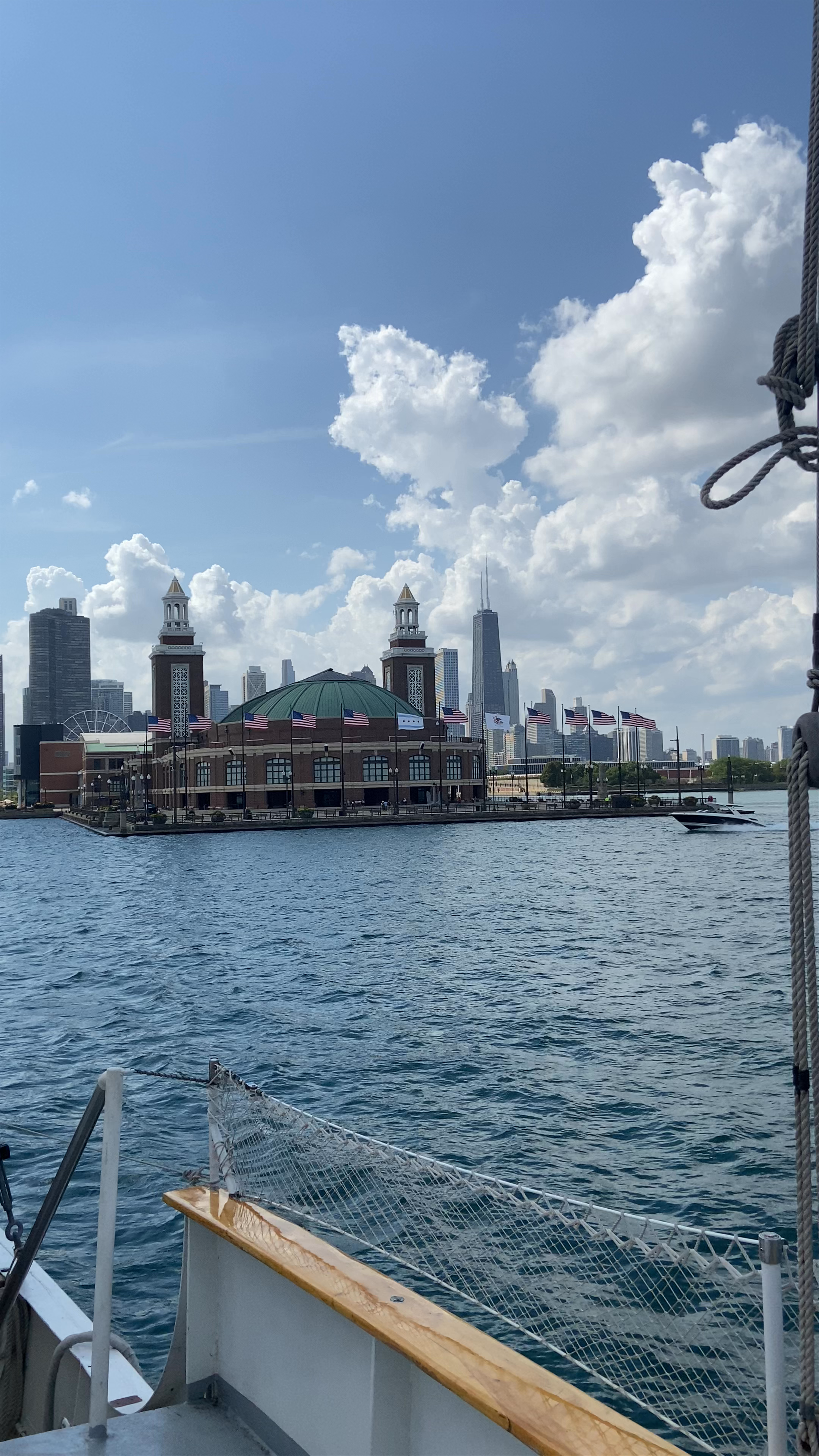 Sailing Experience at Outer Harbor with Chicago Skyline Views